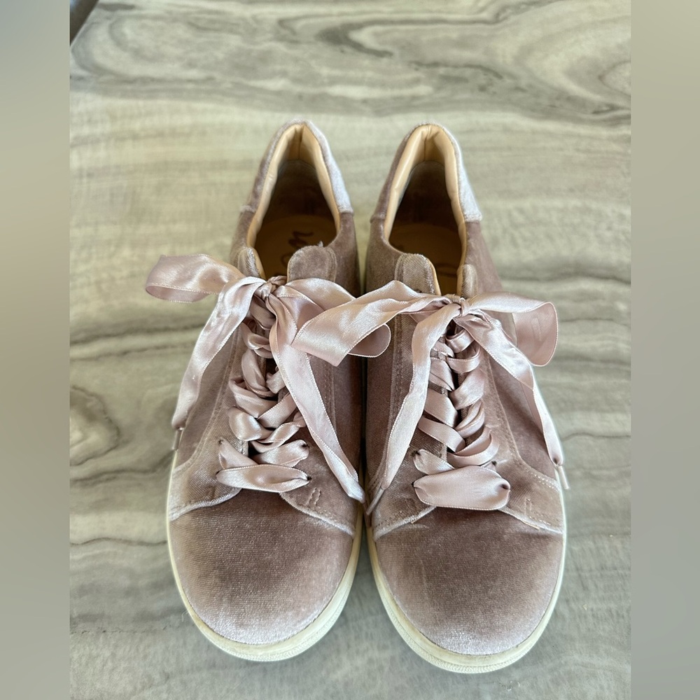 Sam Edelman Sueden Pink Shoes!!
